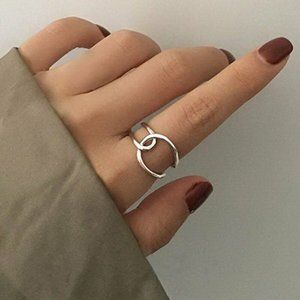 NWOT Silver Loop Ring